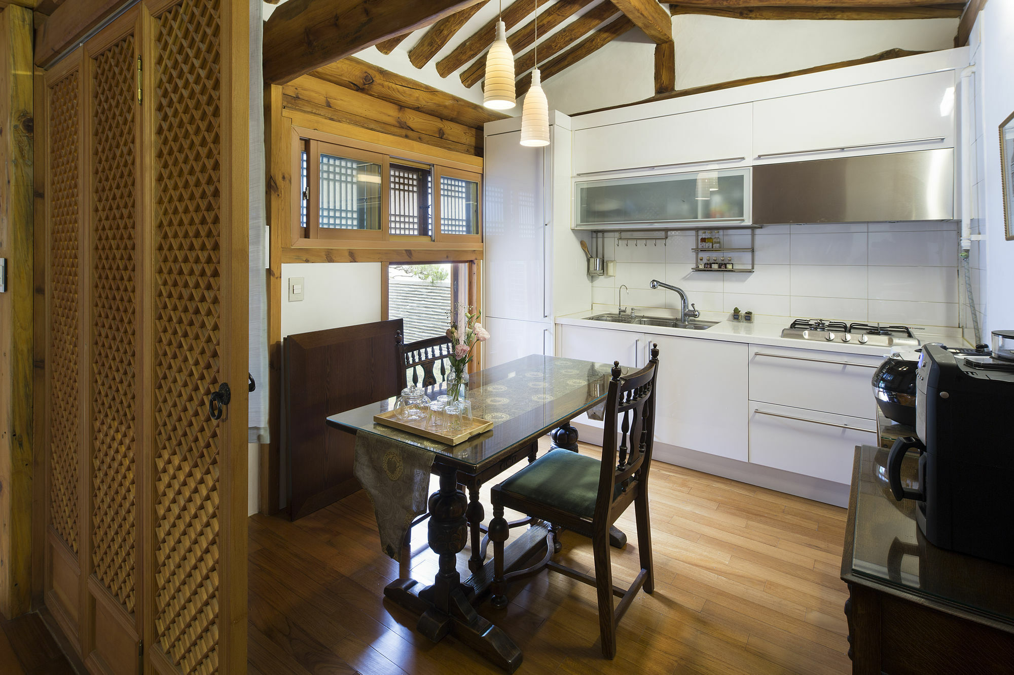 Xiwoo Hanok Guest house 2*