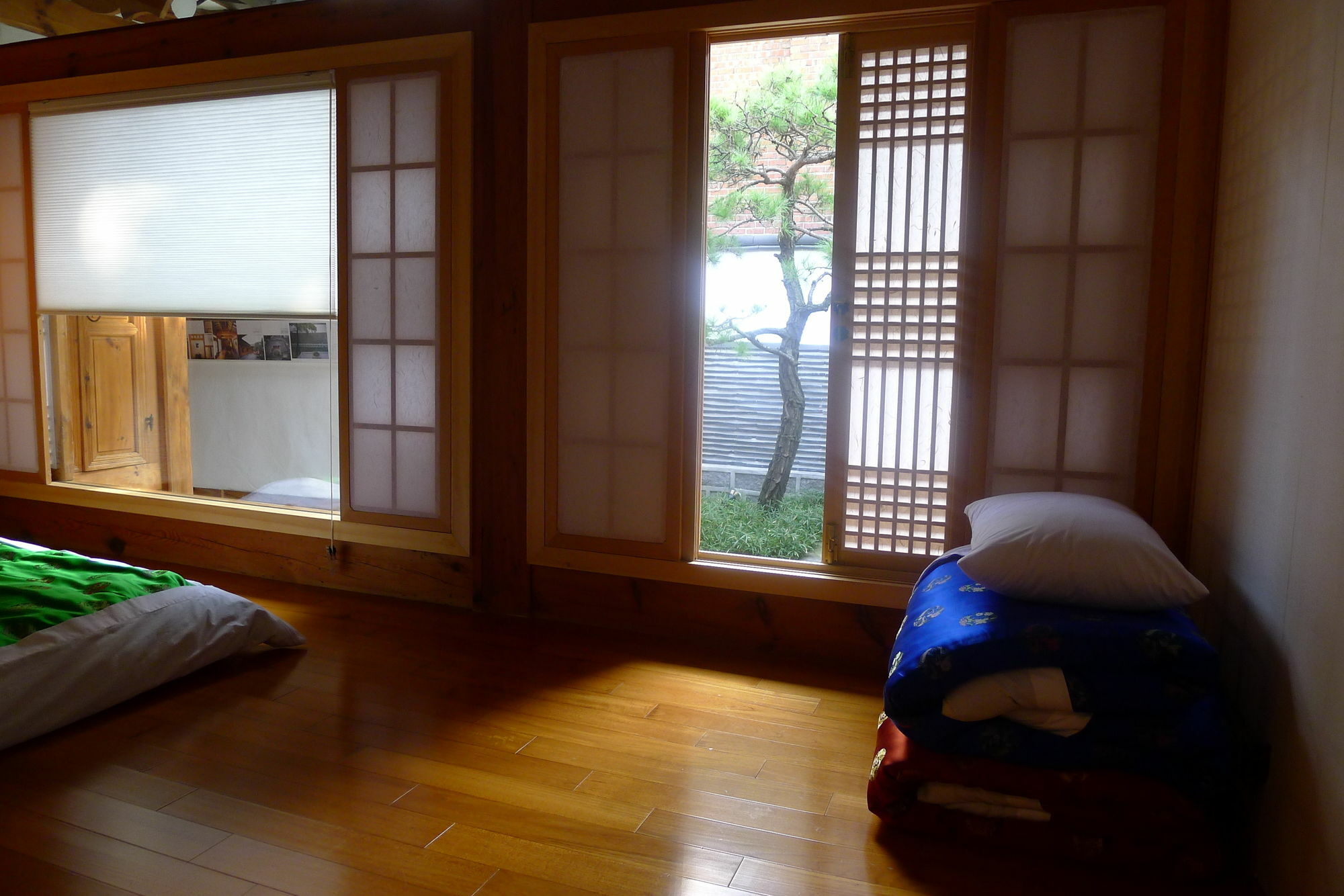 Xiwoo Hanok Guest house 2*
