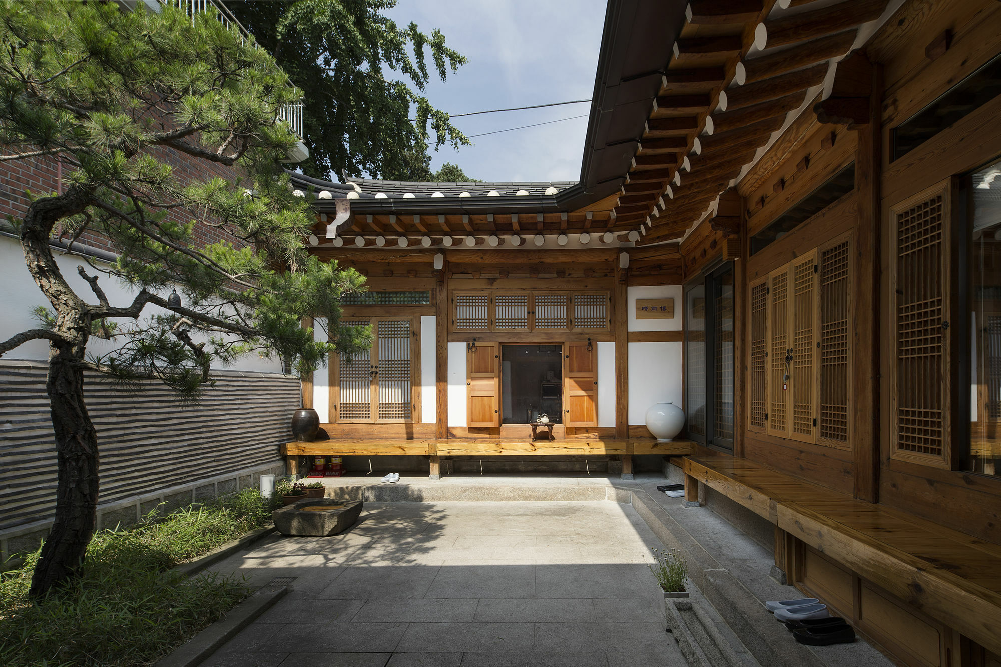 Xiwoo Hanok Guest house